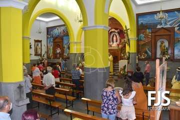Repique de campanas, misa de romeros y ofrenda a la Virgen de las Nieves/TA y Francisco Javier Santana.